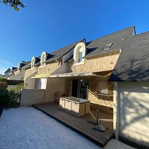  Hébergement de vacances Maison-villa Quiberon, 5 Personnes, Jardin, Proche Du Port, Plages Baie Et Océan